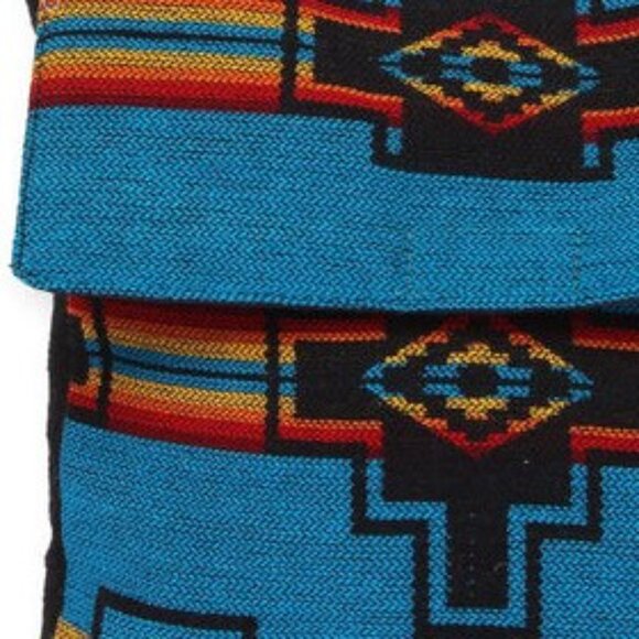 Flap Top Shoulder Bag - Southwest Style - Ethnic Inspired Design - Lightweight - Picture 4 of 9